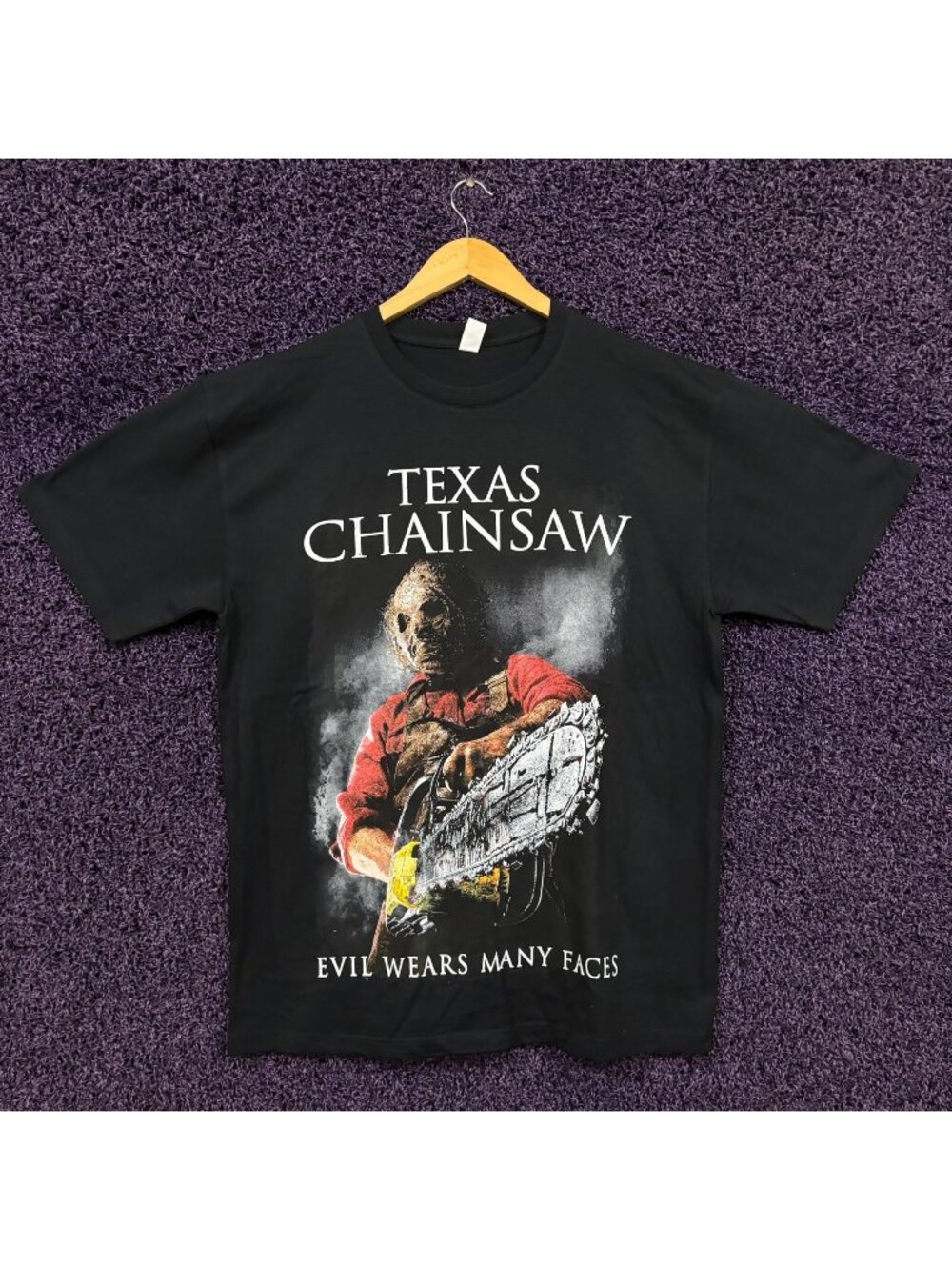 The Texas Chainsaw Massacre Evil Movie Promo Poster T-Shirt Size Large